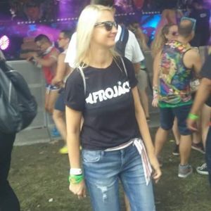 Meet your Posher, Mónika